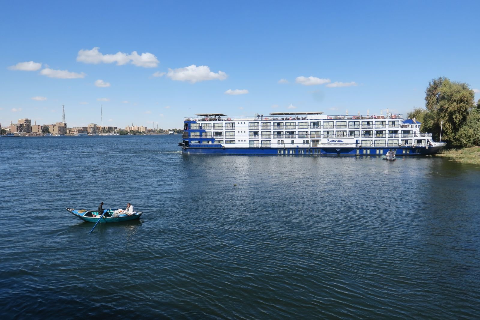 Cruzeiro pelo Rio Nilo, parte do pacote saindo de Florianópolis para o Egito