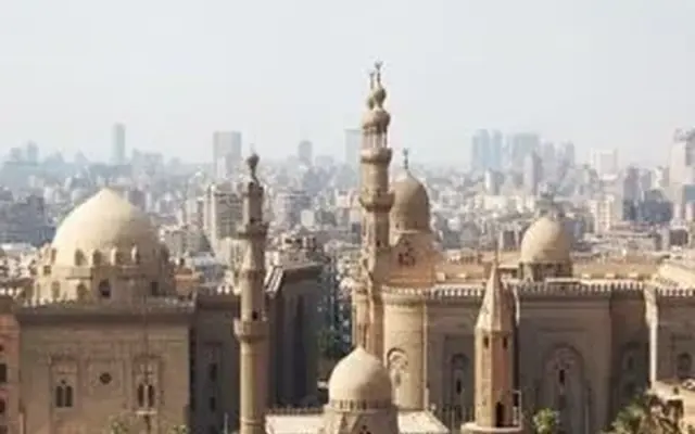 Minaretes e cúpulas do Cairo Islâmico