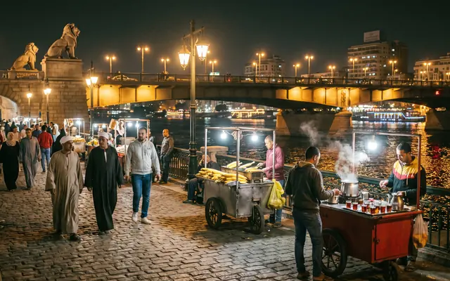 Corniche do Nilo e Ponte Qasr El Nil — imagem ilustrativa