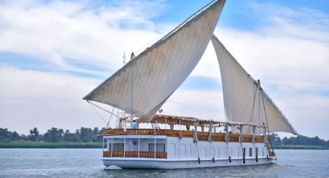 Cruzeiro de Luxo em Dahabiya pelo Rio Nilo – de Aswan a Esna – 3 Noites com Guia Português Egiptólogo