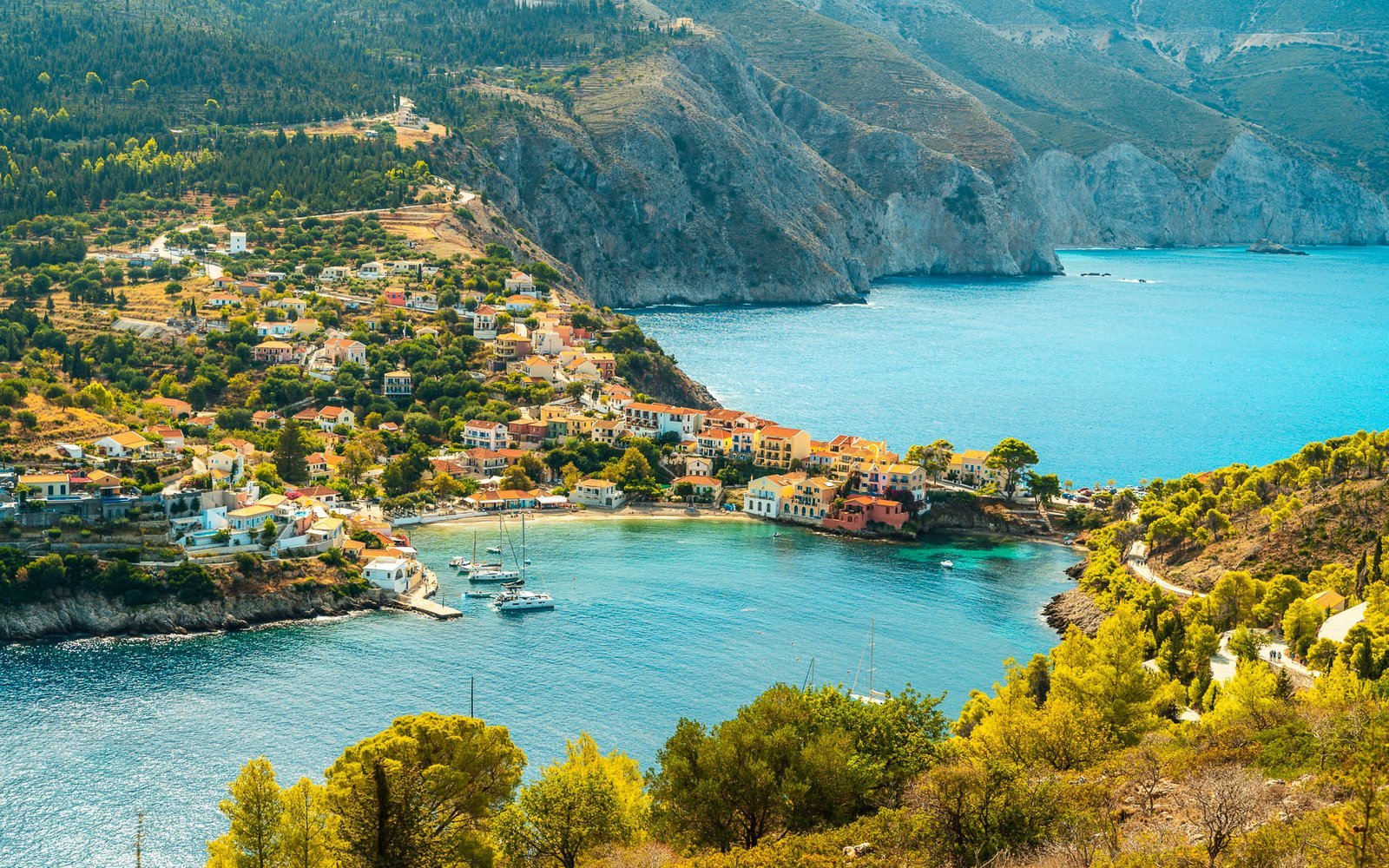 Excursão de Zakynthos para Kefalonia: Cavernas Subterrâneas e Praias Paradisíacas por apenas 10X R$79,90