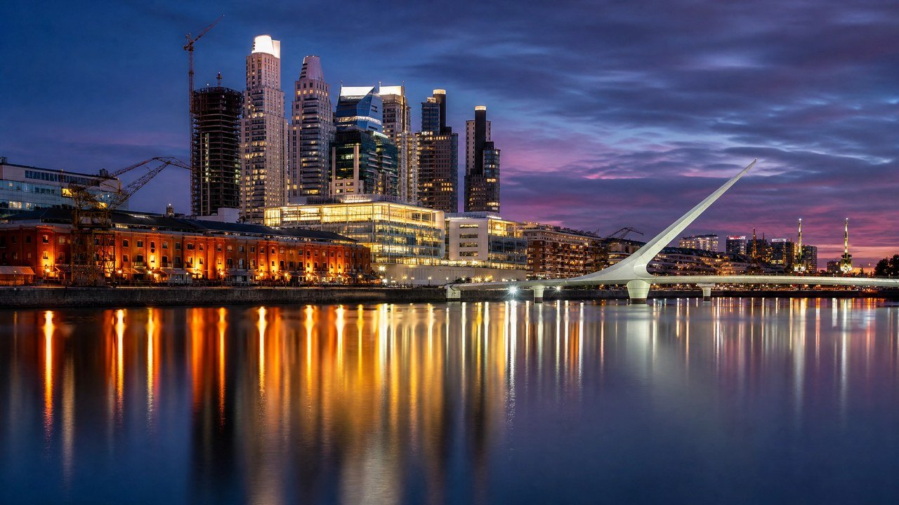 Navegação Postales de Buenos Aires saindo de Puerto Madero por apenas 10X R$12,10