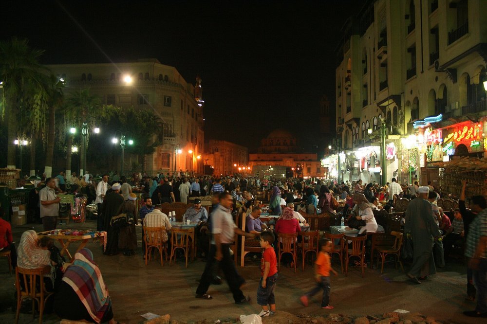 Mercado de Khan El Khalili, no Cairo antigo