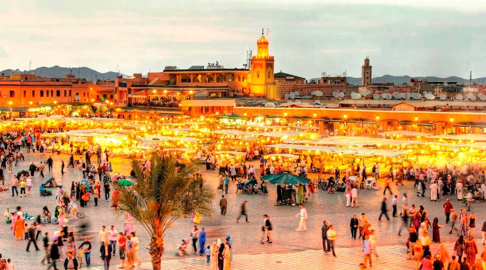 Viagem Marrocos: Roteiro de 4 Dias pelas Cidades Imperiais para uma Experiência Inesquecível visitando Marrakesh – Casablanca – Meknes – Fez – Settat – Ifrane ( a Suíça marroquina ) – Beni Mellal – Montanhas Atlas e muito mais por 4999 R$ com Guia Português Acompanhando
